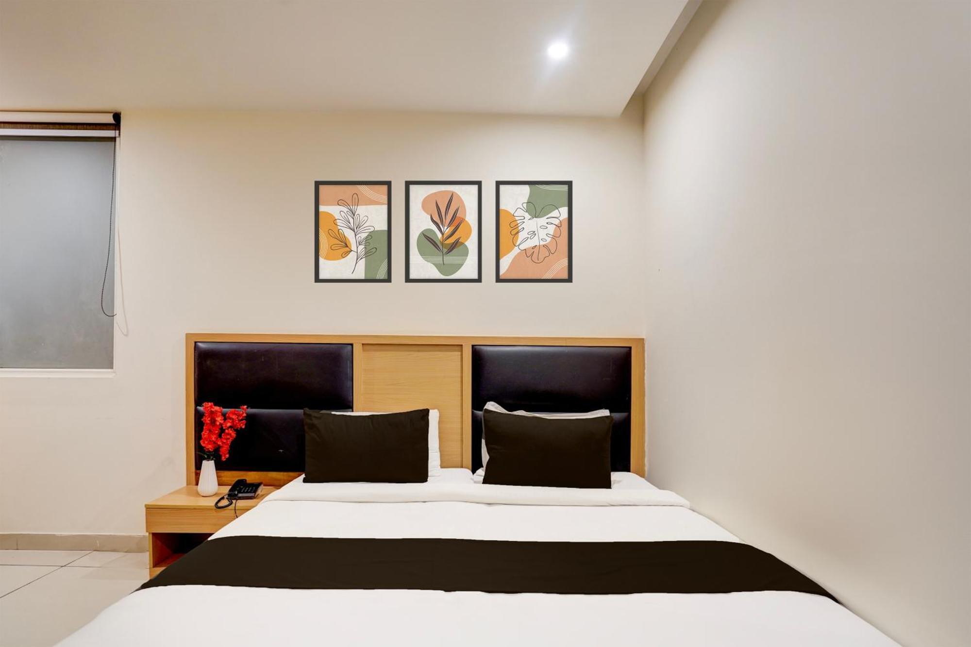 Super Townhouse Airport Road Delhi Hotell New Delhi Exteriör bild