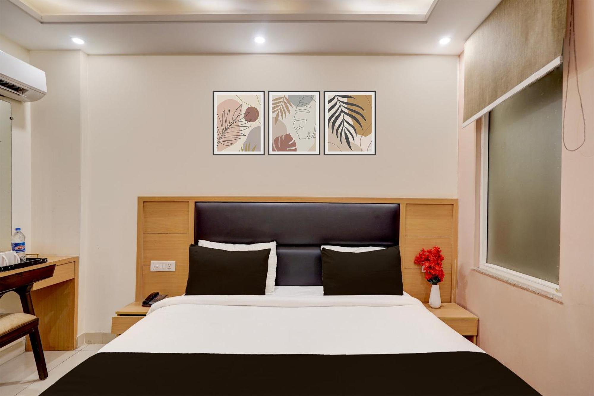 Super Townhouse Airport Road Delhi Hotell New Delhi Exteriör bild